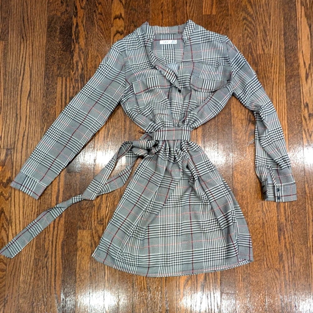 LAST CHANCE ✨ Dex Houndstooth Plaid Dress